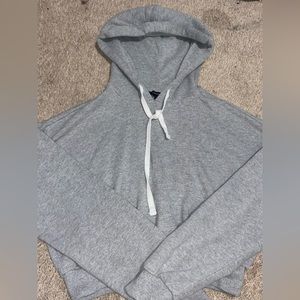 cropped grey sweatshirt, size small from forever 21